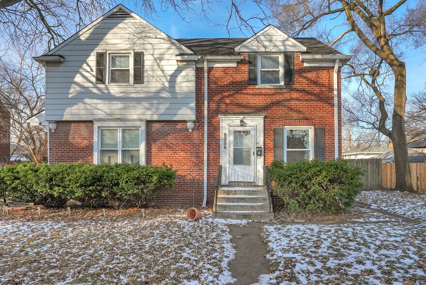 More Photos Of 8206 Highland Pl, Munster Multifamily For Sale