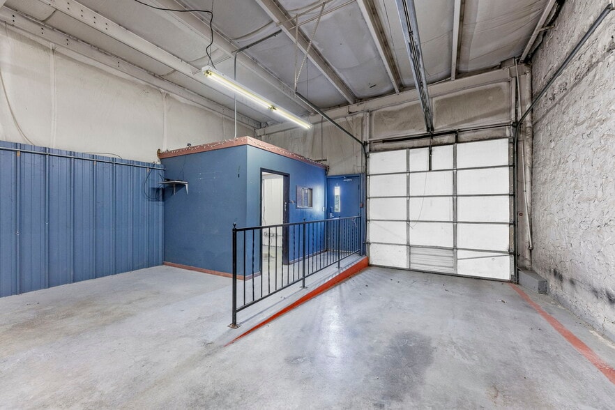 More Photos Of 403 Maple St, Overbrook Industrial For Sale