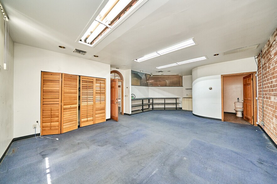 More Photos Of 2672 S La Cienega Blvd, Los Angeles Flex For Lease