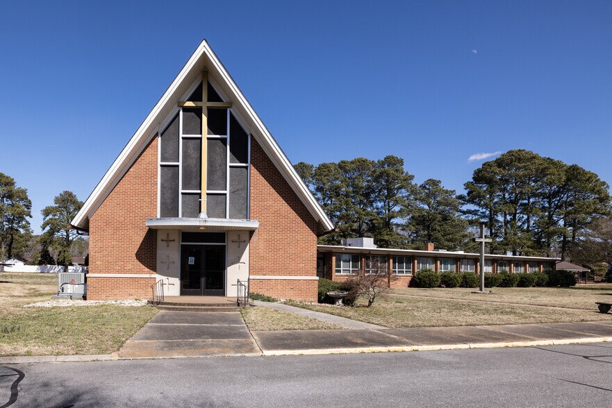 Primary Photo Of 6220 Portsmouth Blvd, Portsmouth Religious Facility For Sale