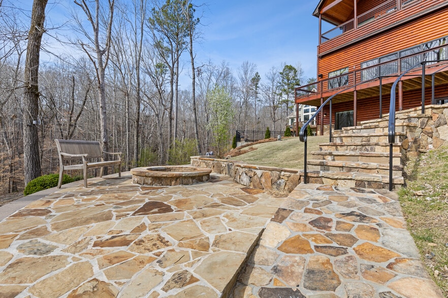 More Photos Of 5735 Archer Ave, Cumming Apartments For Sale