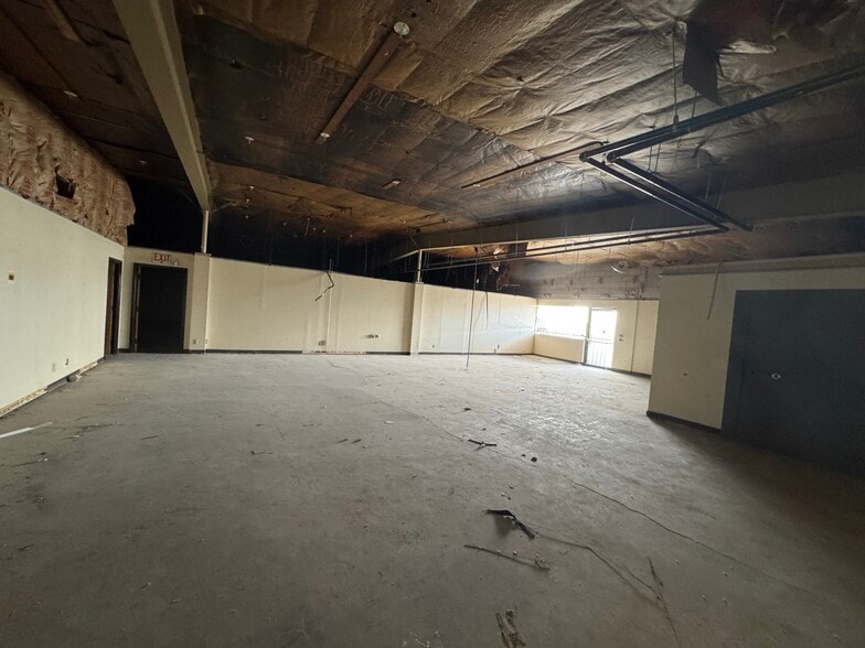 More Photos Of 1411-1415 N Norma St, Ridgecrest Office For Sale