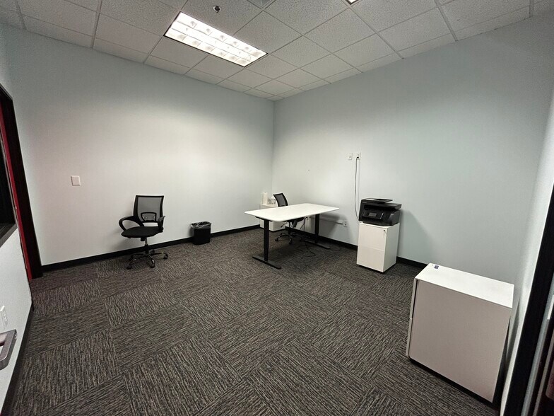 More Photos Of 4343 W Royal Ln, Irving Warehouse For Lease