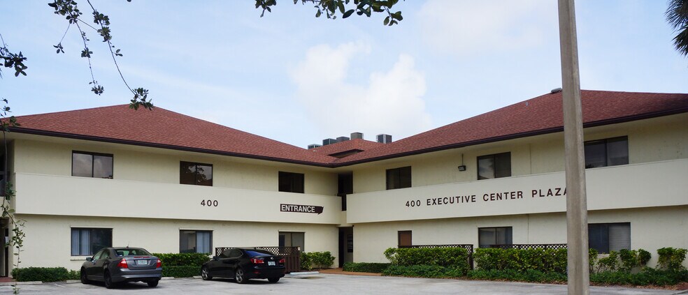 More Photos Of 400 Executive Center Dr, West Palm Beach Medical For Sale