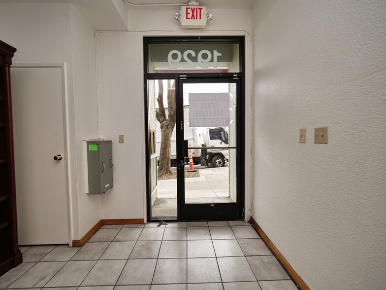 More Photos Of 1927-1929 Taraval St, San Francisco Apartments For Lease