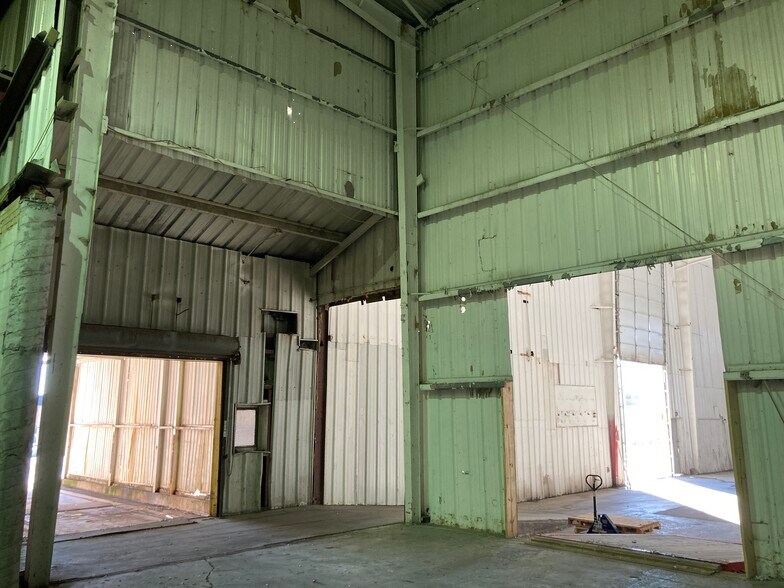 More Photos Of 603 Sunshine Rd, Kansas City Warehouse For Lease