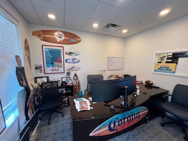 More Photos Of 142 W Platt St, Tampa Office Residential For Lease