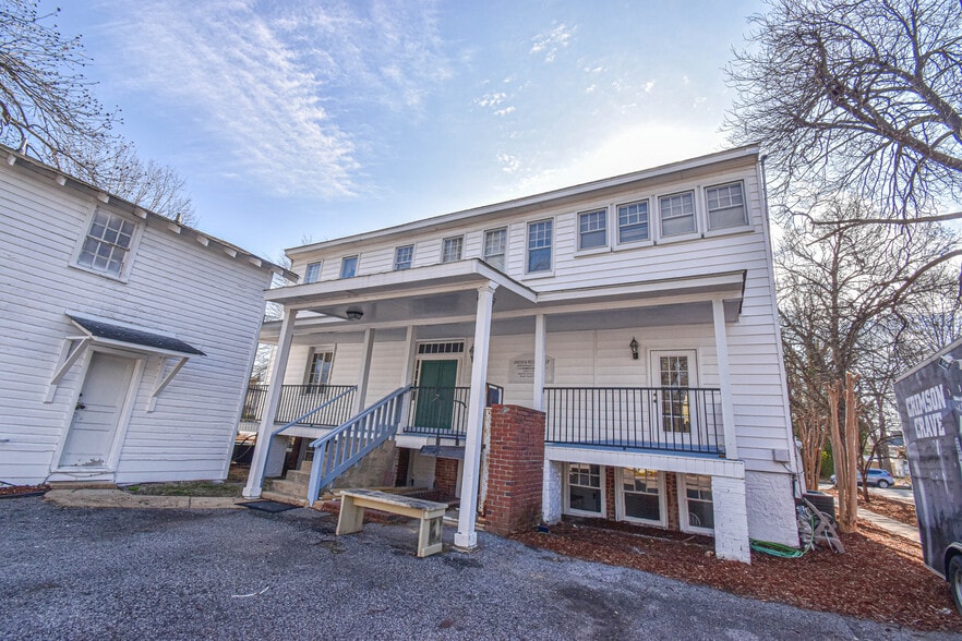 More Photos Of 2606 8th St, Tuscaloosa Office Residential For Sale