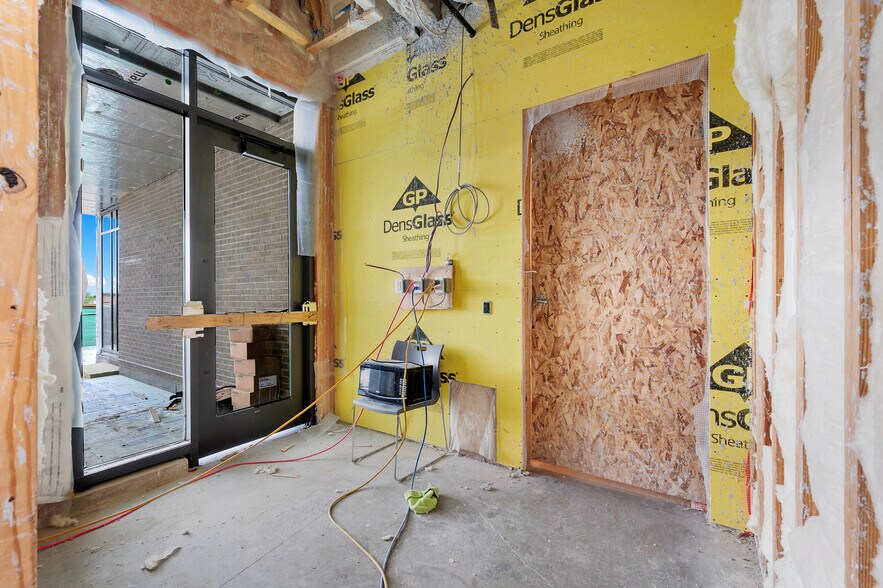 More Photos Of 2305 San Luis Pl, Green Bay Apartments For Lease