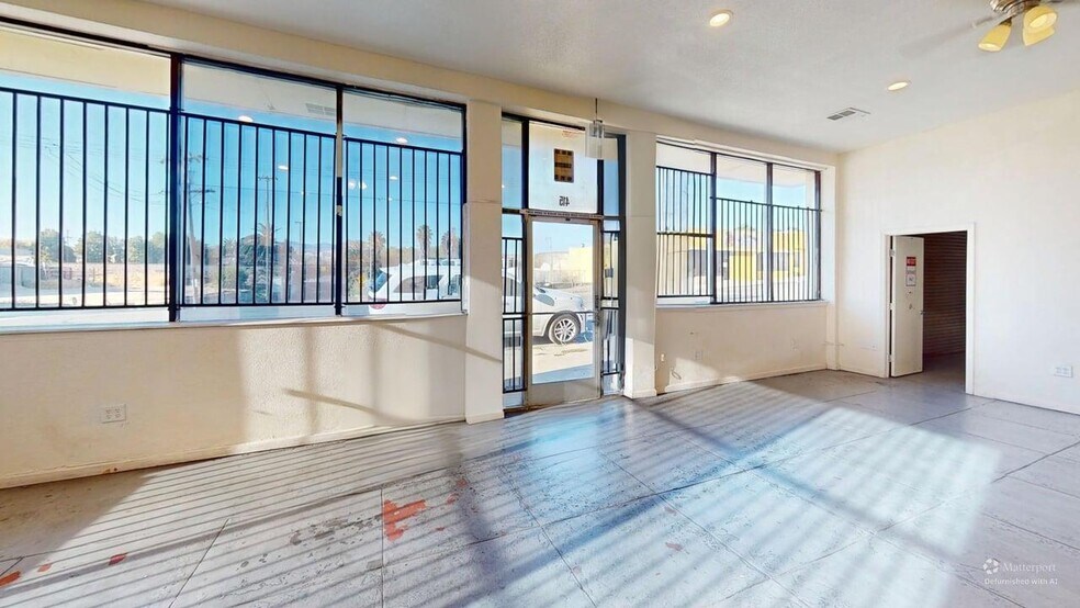 More Photos Of 415 E 10th St, Pittsburg Warehouse For Sale