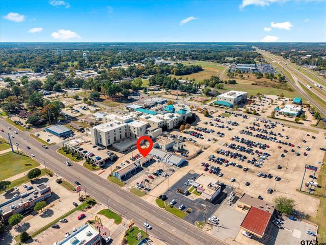 More Photos Of 2005 N Jefferson Ave, Mount Pleasant Medical For Sale