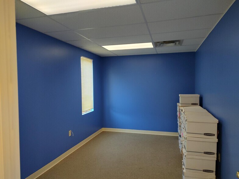 More Photos Of 5763 Seneca St, Elma Medical For Lease