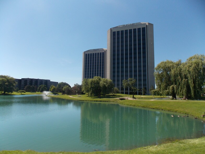 More Photos Of 1-3 Parklane Blvd, Dearborn Unknown For Lease