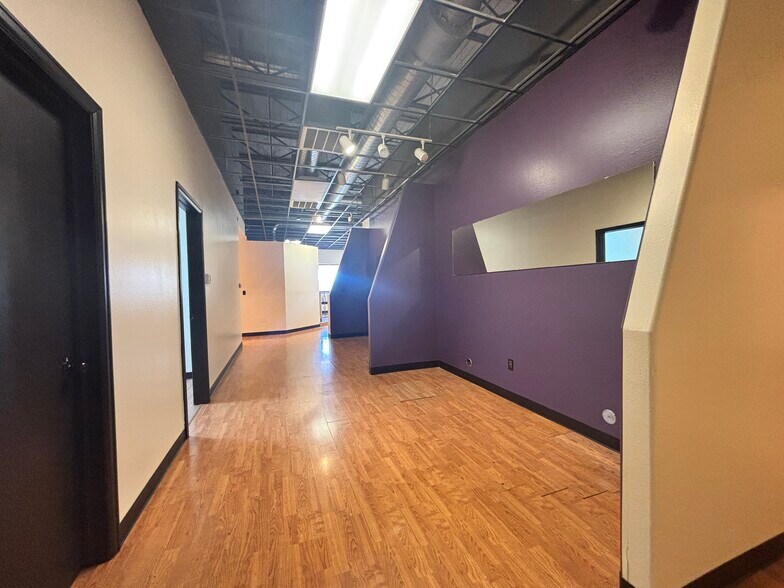 More Photos Of 409 N Grand Ave, Pueblo Office For Lease