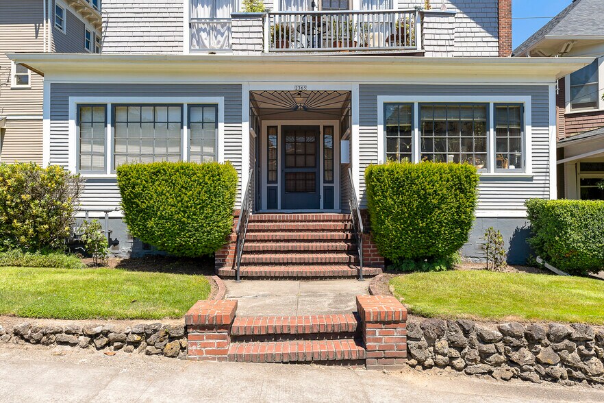 More Photos Of 714-716 NW 24th Pl, Portland Apartments For Sale
