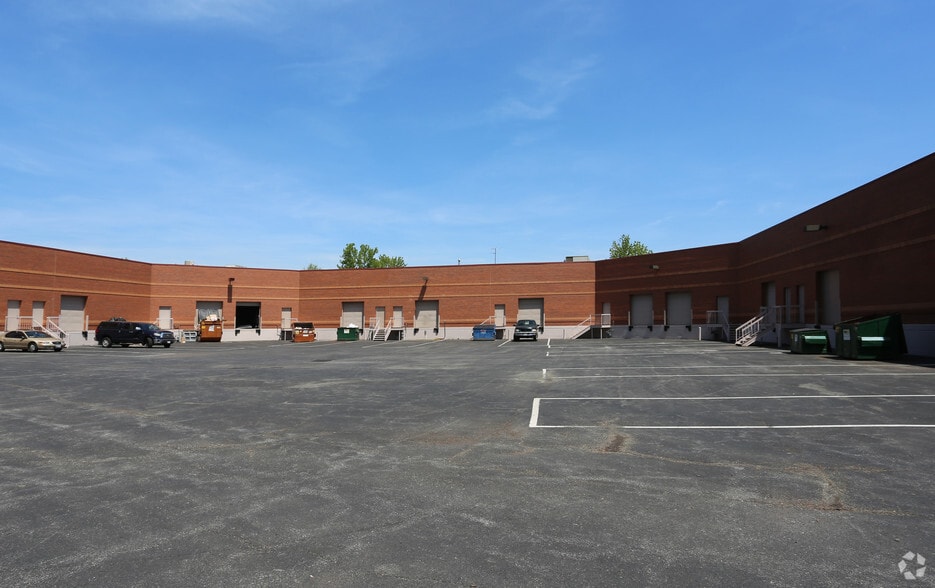 More Photos Of 9901 Business Pky, Lanham Flex For Lease