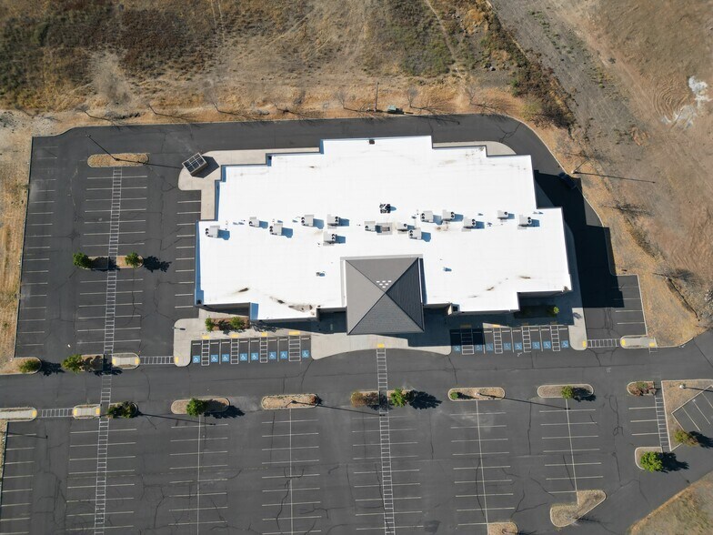 More Photos Of 10117 W Sunset Hwy, Spokane Movie Theatre For Sale