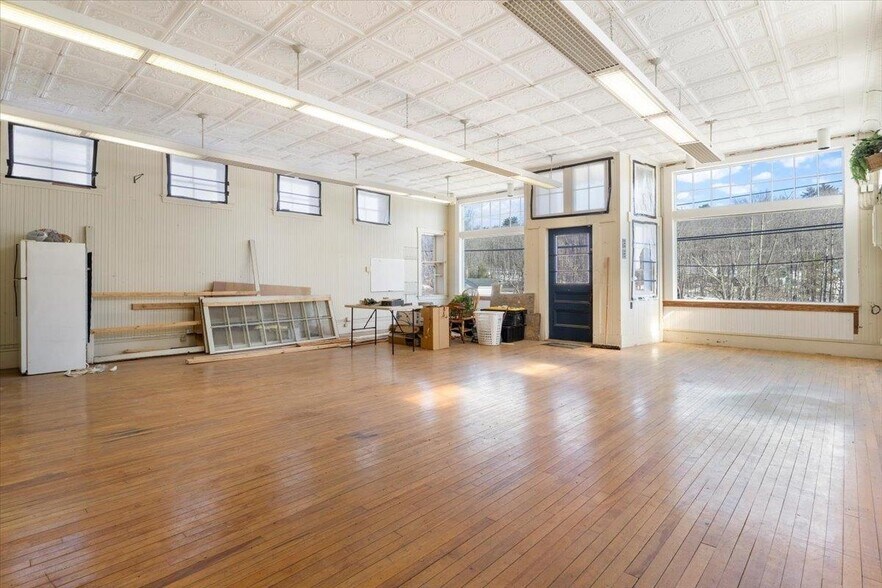 More Photos Of 6 Dawson St, Milton Storefront Retail Residential For Sale