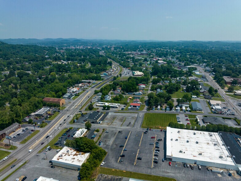 More Photos Of 210 Cox St, Bristol Land For Sale