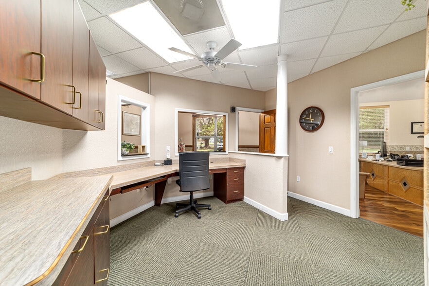 More Photos Of 434 SW 14 St, Ocala Office Residential For Sale