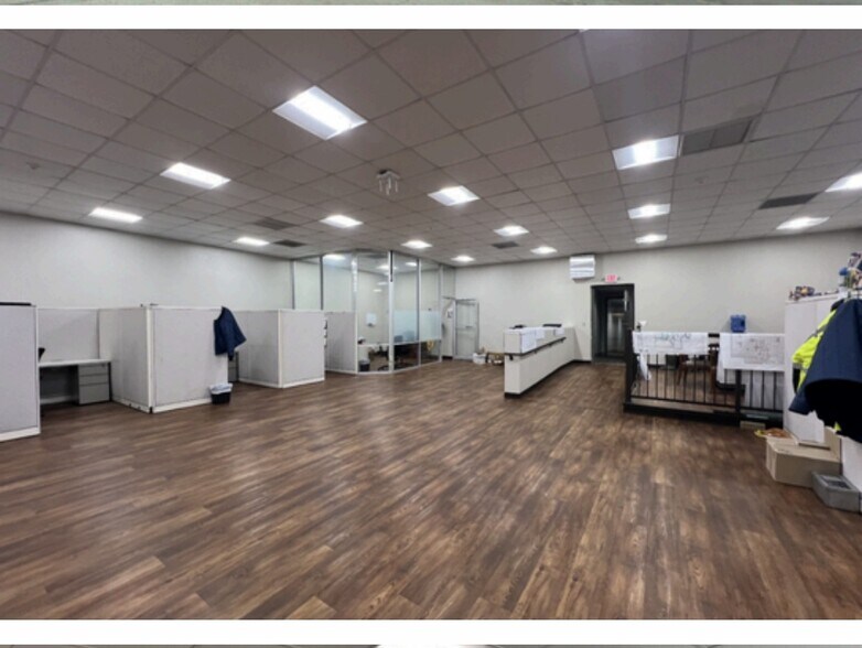 More Photos Of 219-231 S Emmber Ln, Milwaukee Food Processing For Sale