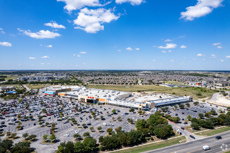 Primary Photo Of 651 N US Highway 183, Leander Unknown For Lease