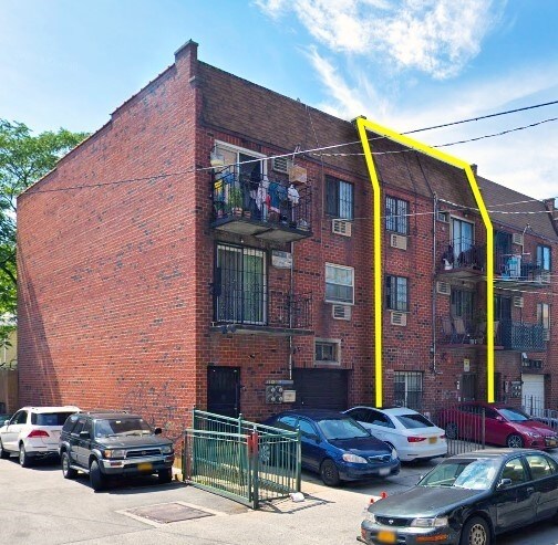 More Photos Of 5528 98th St, Corona Apartments For Sale