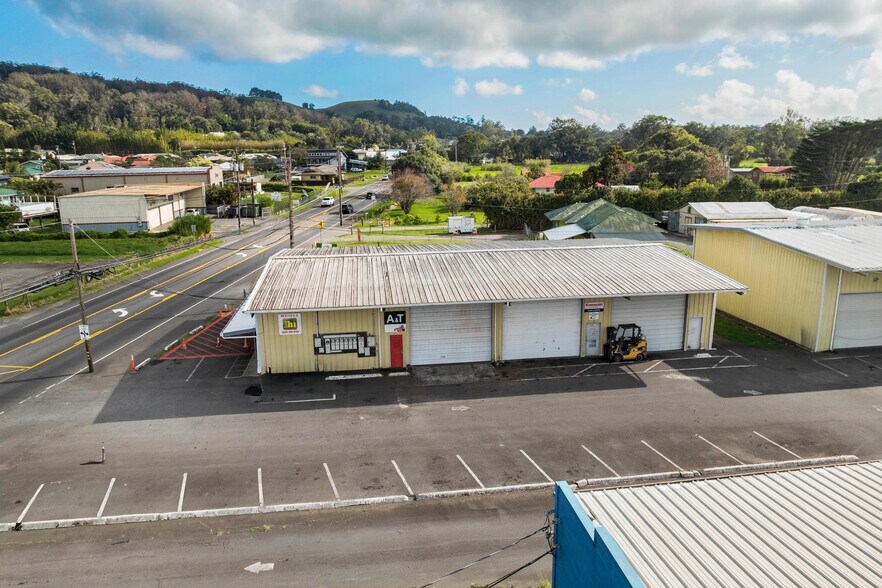 More Photos Of 64-1013 Mamalahoa Hwy, Kamuela Storefront Retail Office For Sale