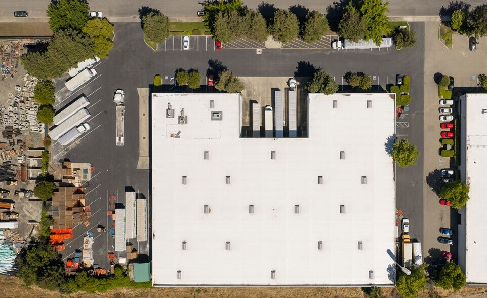 More Photos Of 5481 Brisa St, Livermore Warehouse For Lease