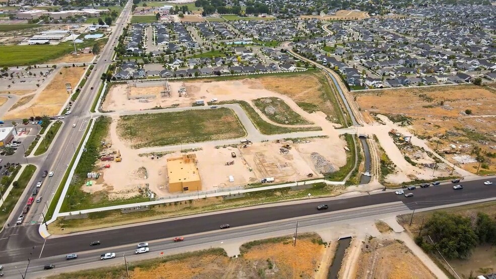 More Photos Of 1522 E Deer Flat Rd, Kuna Restaurant For Lease