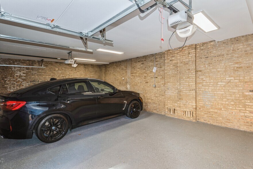 More Photos Of 1535 W Estes Ave, Chicago Multifamily For Sale