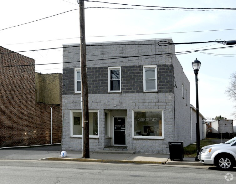 More Photos Of 226 S Wood Ave, Linden Storefront Retail Office For Lease