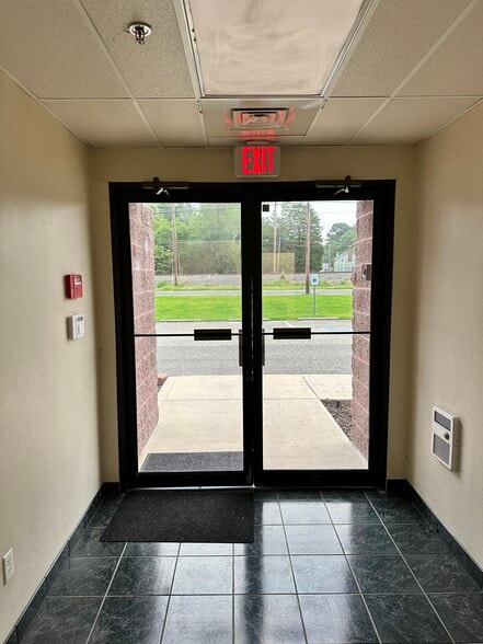 More Photos Of 1980 S West Blvd, Vineland Manufacturing For Lease