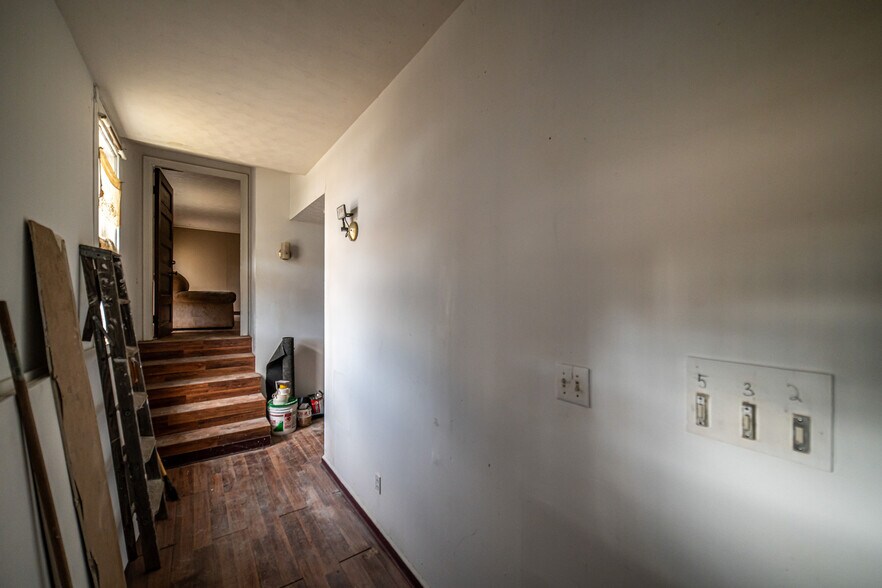More Photos Of 218 2nd St, Fulton Apartments For Sale