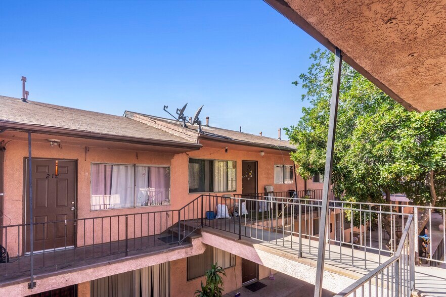 More Photos Of 12661 Pierce St, Pacoima Apartments For Sale