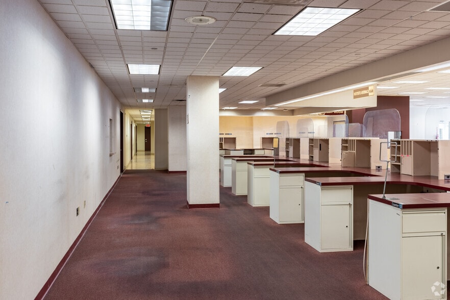 More Photos Of 159 E 125th St, New York Office For Lease