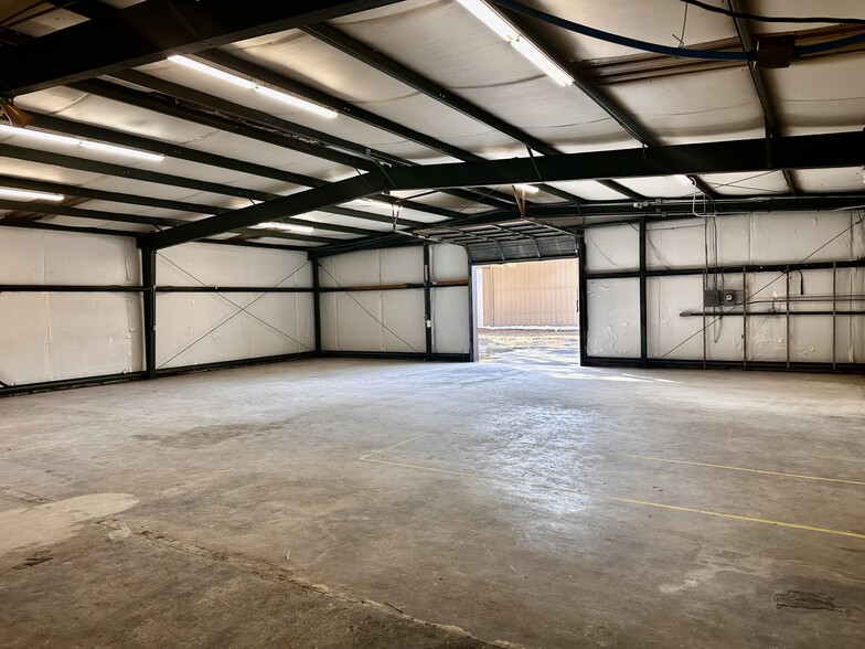 More Photos Of 7311 Pepperdam Ave, North Charleston Distribution For Lease
