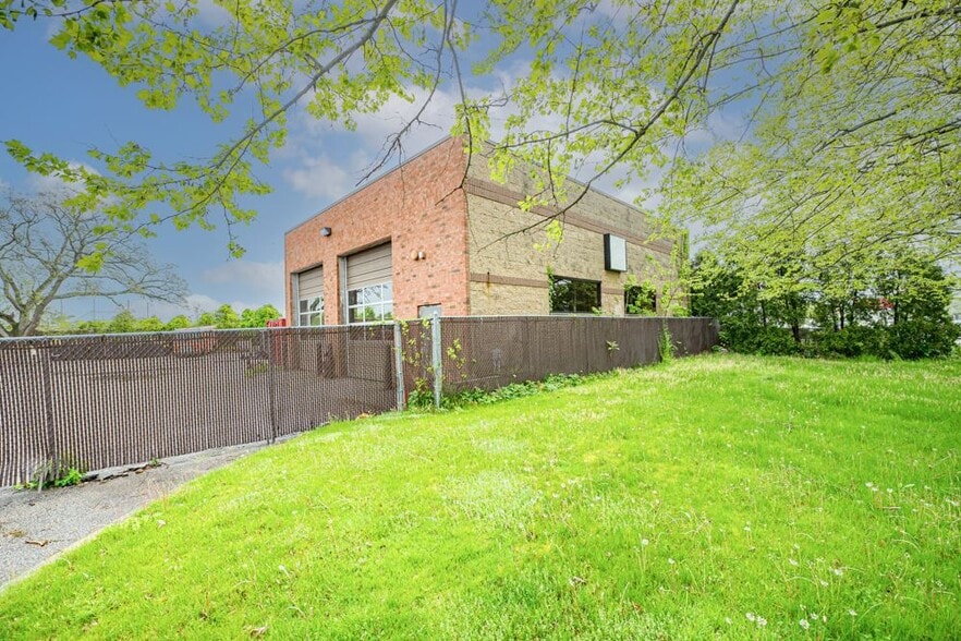 More Photos Of , West Babylon Industrial For Sale