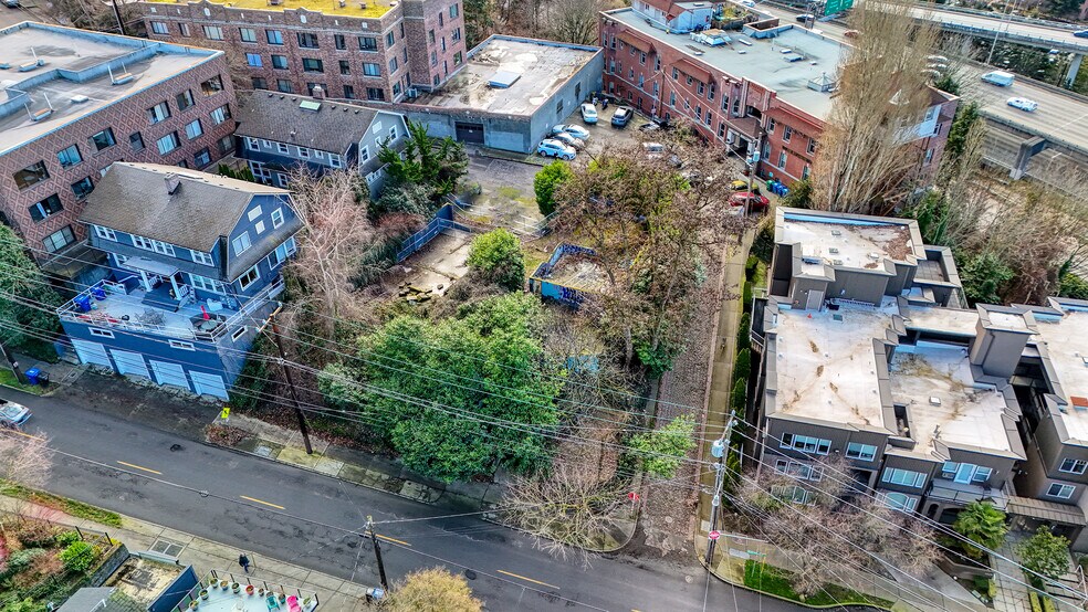 Primary Photo Of 1020 Bellevue Ct E, Seattle Land For Sale