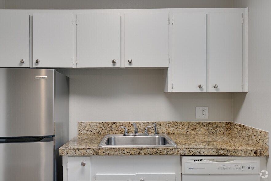 More Photos Of 9550 SW Washington Dr, Portland Apartments For Sale