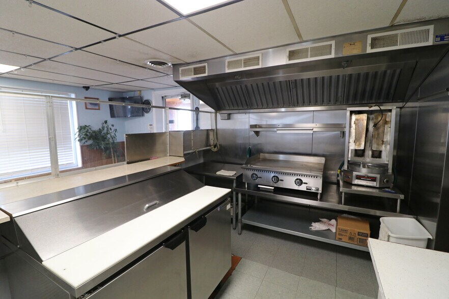 More Photos Of 2722 Easton Ave, Bethlehem Restaurant For Sale