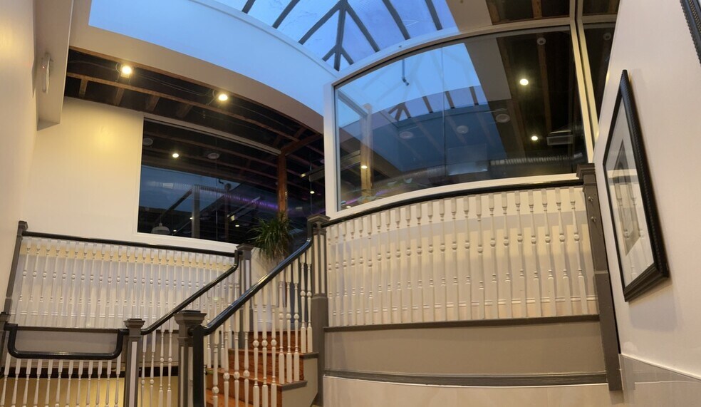 More Photos Of 1305-1307 St Paul St, Baltimore Office Residential For Sale