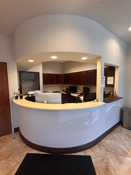 More Photos Of 14131 Metropolis Ave, Fort Myers Medical For Lease