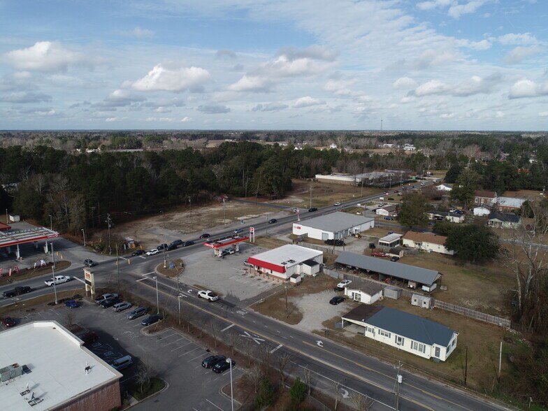 More Photos Of 5800 Castle Hayne Rd, Castle Hayne Freestanding For Lease