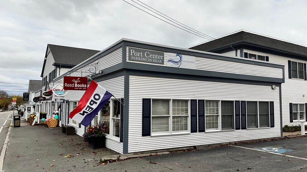 More Photos Of The Port Centre Building, Harwich Port Storefront Retail Office For Lease