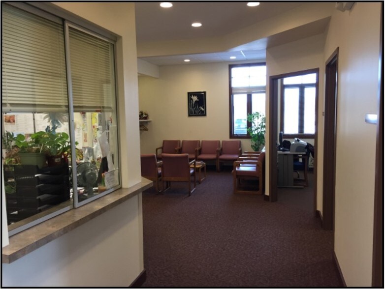 More Photos Of 1882 New Scotland Rd, Slingerlands Medical For Lease