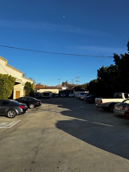 More Photos Of 1410 S Winchester Blvd, San Jose Freestanding For Lease