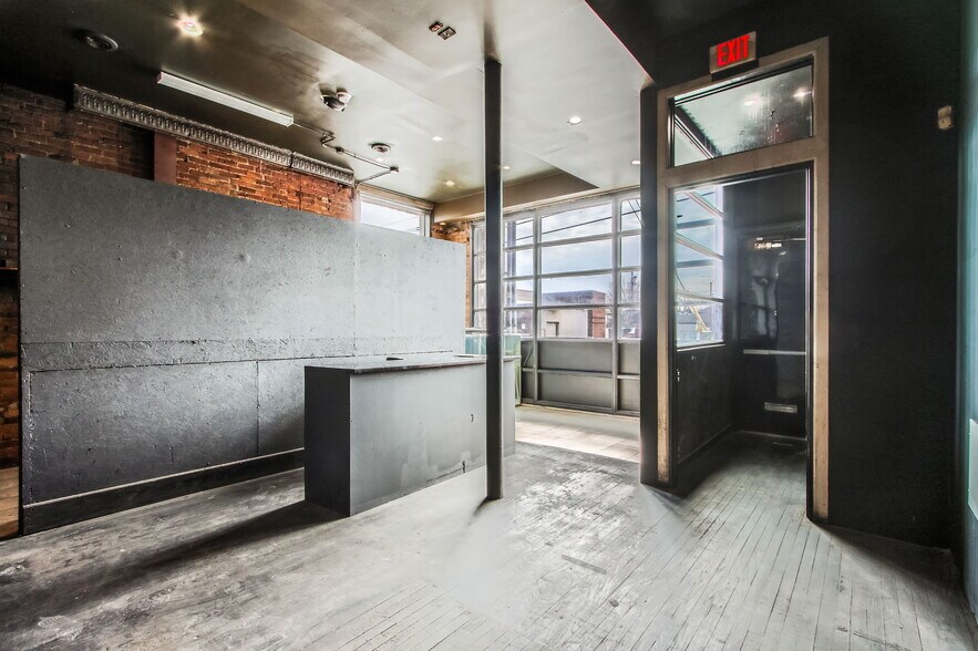 More Photos Of 132 E 5th Ave, Columbus Storefront Retail Residential For Sale