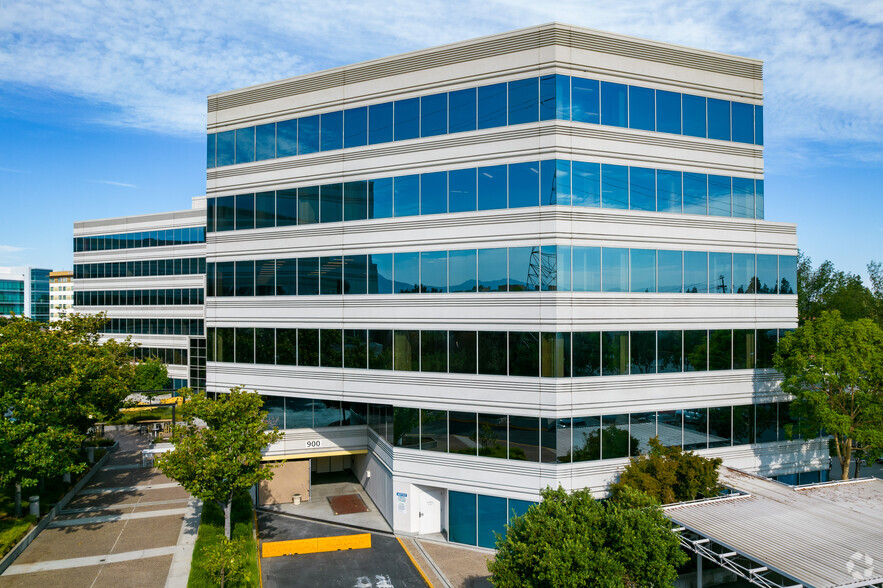 Primary Photo Of 900 E Hamilton Ave, Campbell Coworking Space