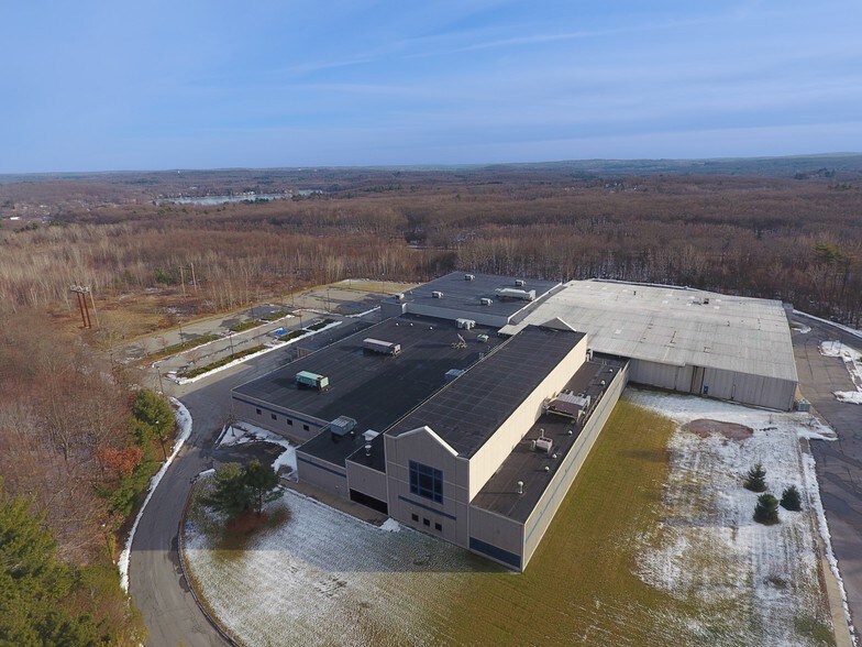 Primary Photo Of 5-9 Latti Farm Rd, Millbury Warehouse For Lease